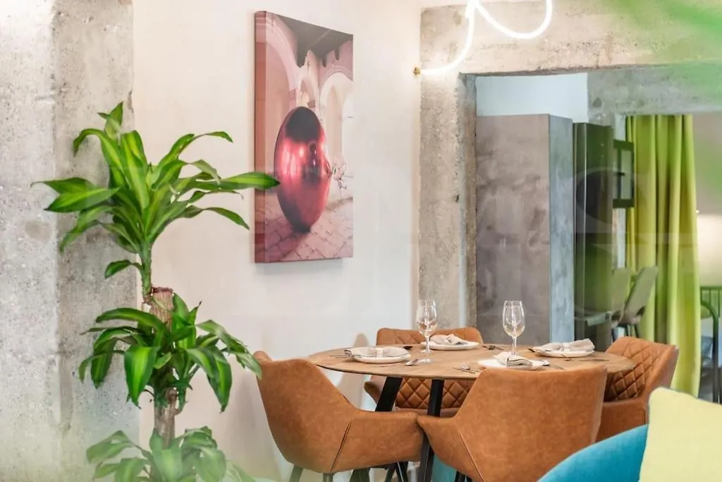 Pop Art Gem With Paintings By Local Artist By Rems Apartment Malaga