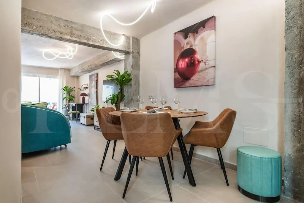 Pop Art Gem With Paintings By Local Artist By Rems Apartment Malaga