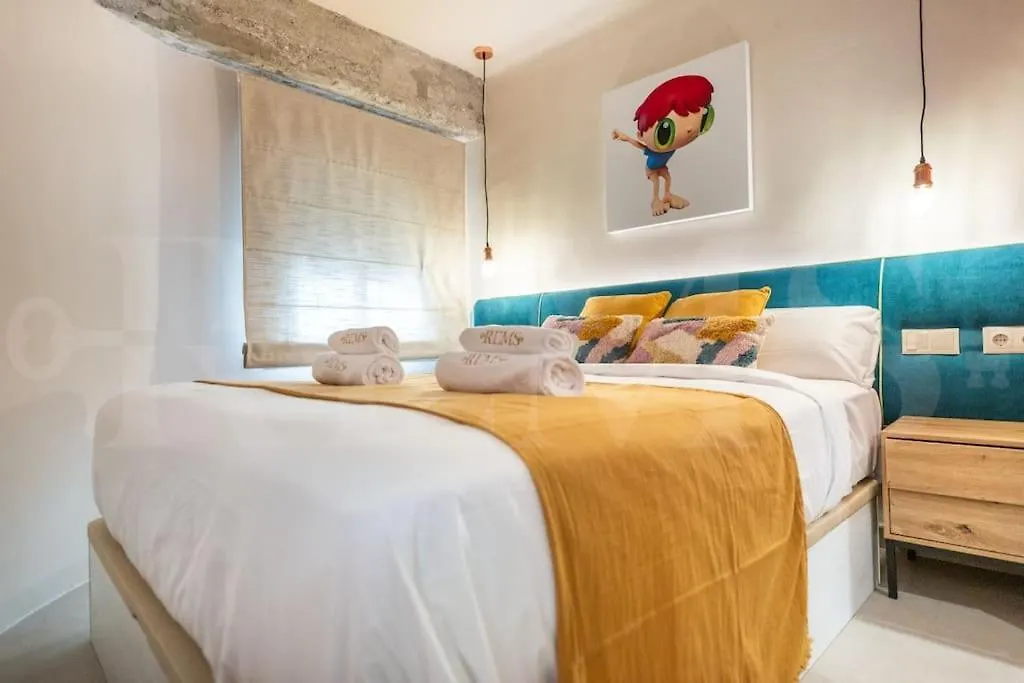 Pop Art Gem With Paintings By Local Artist By Rems Apartment Malaga 0*,  Spain