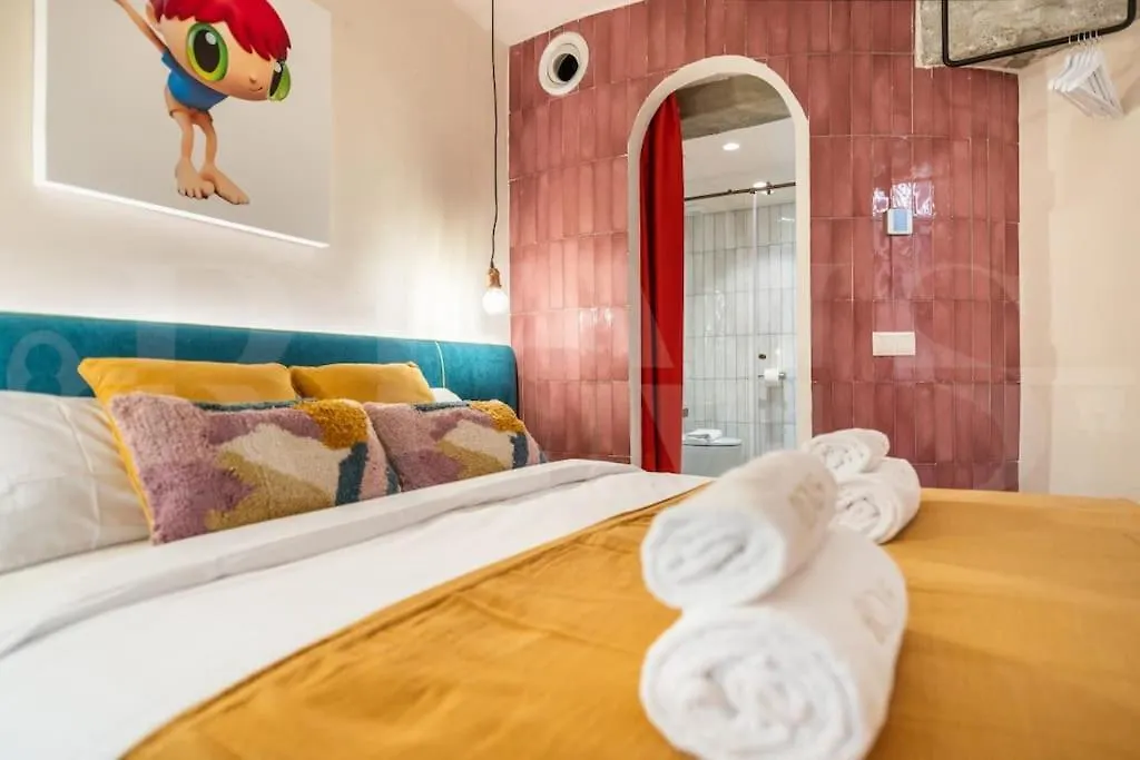 Pop Art Gem With Paintings By Local Artist By Rems Apartment Malaga